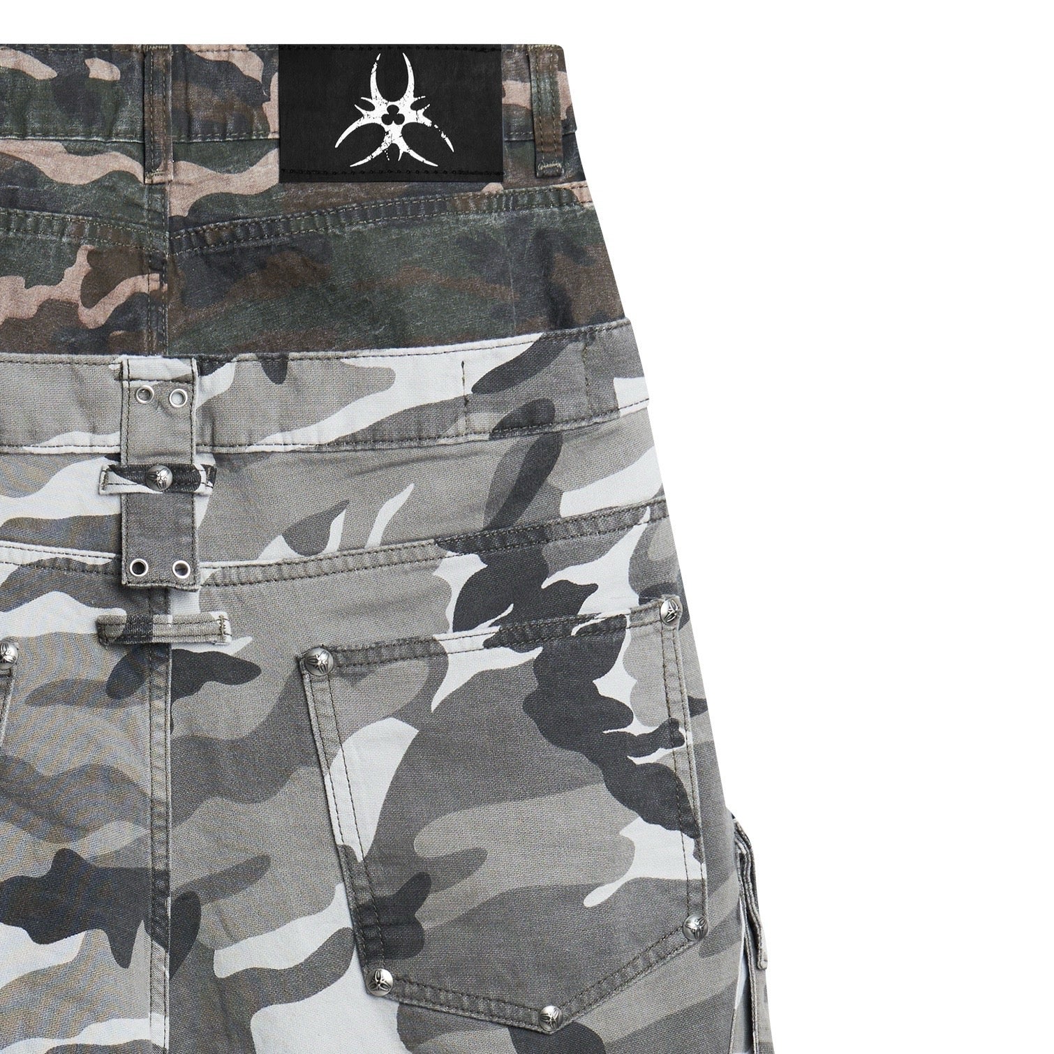 "005 CHAOS DREAM" WAXED CAMO JORTS - Image 4