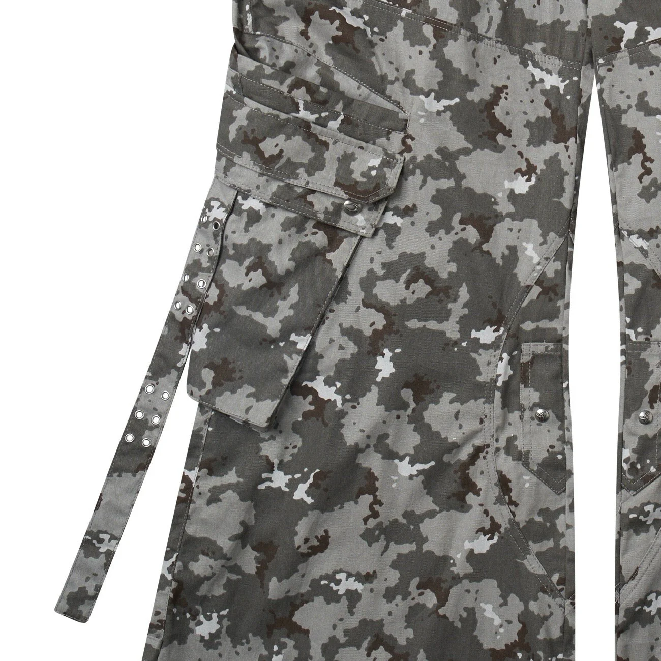 "005 MILLY" CAMO FLAG CARGO PANTS - Image 3