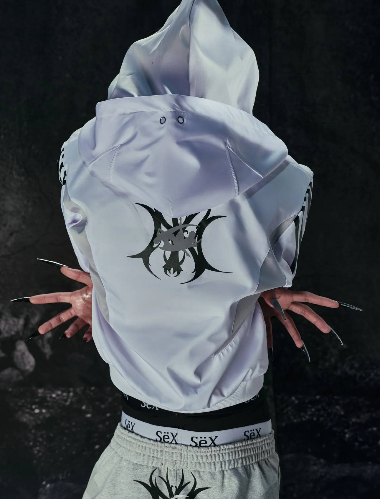 "BBY TECHBOI" 3 LAYER NYLON TRACKSUIT - Image 10