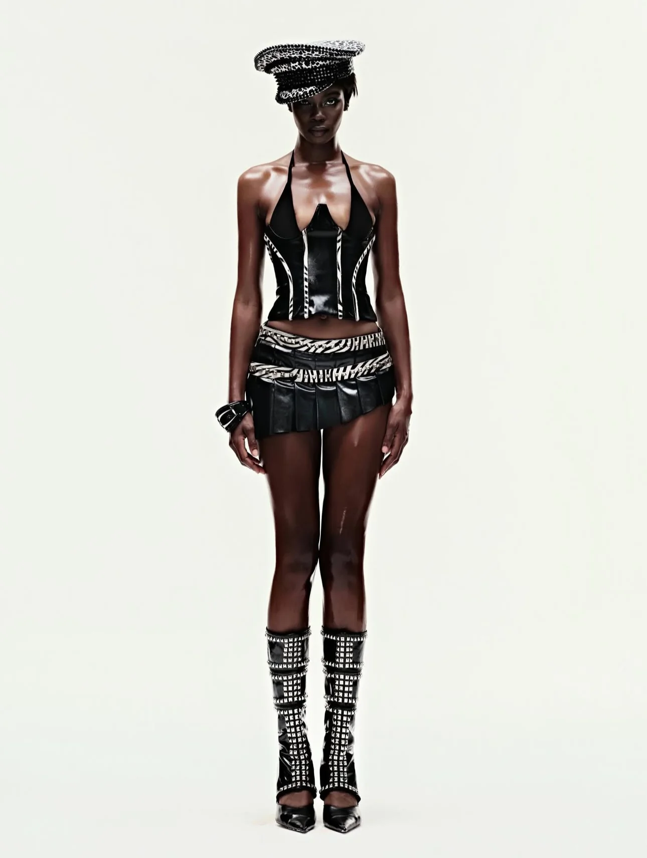 COZY KNIGHT STUDDED LEATHER HIGH HEELS - Image 3