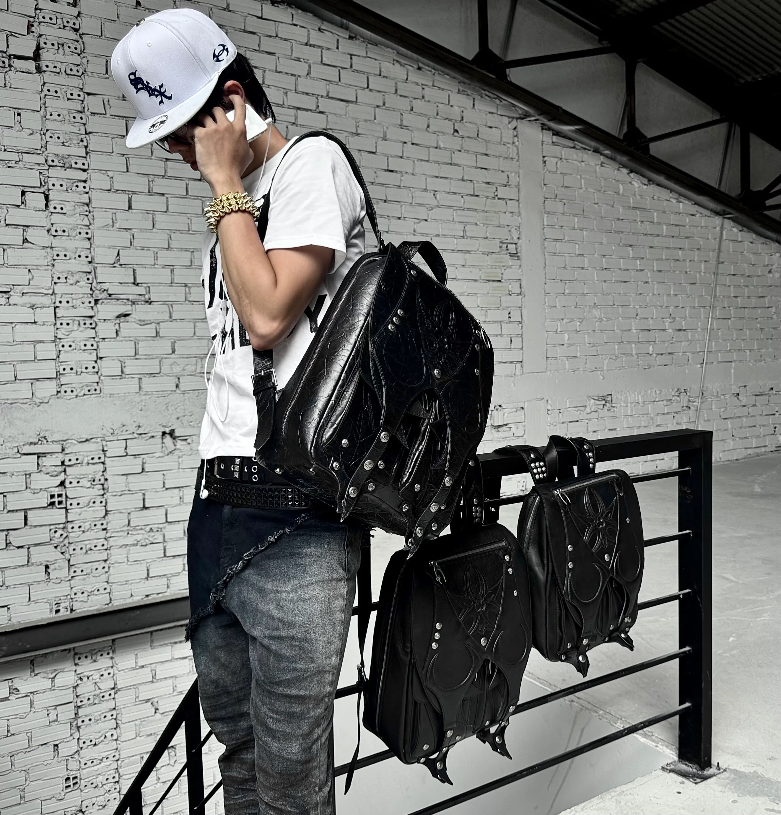 MORE CHAOS REAL LEATHER BACKPACK - Image 10