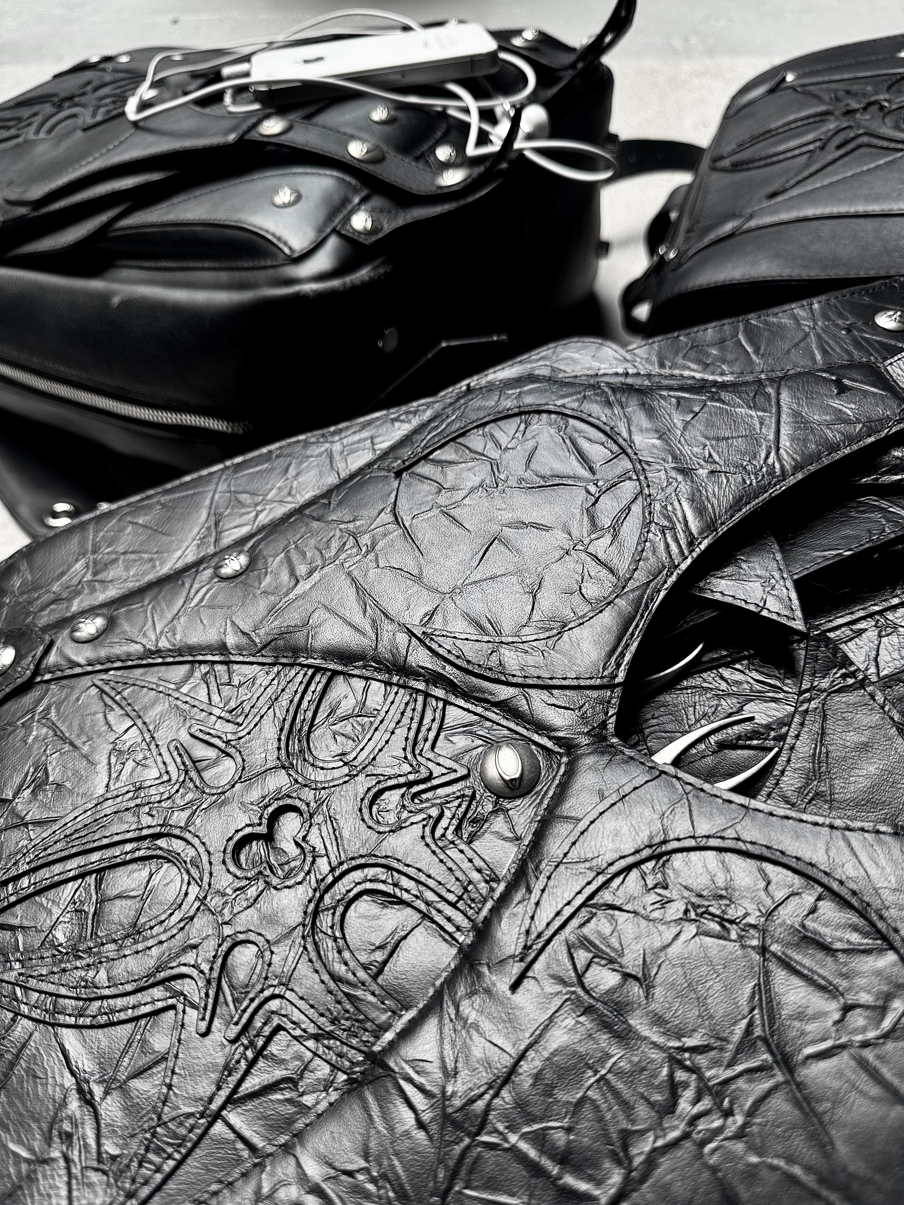 MORE CHAOS REAL LEATHER BACKPACK - Image 7