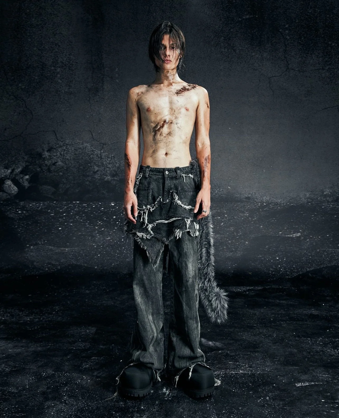 ØSAMA GREY DIRTY SKIRT PANTS - Image 4